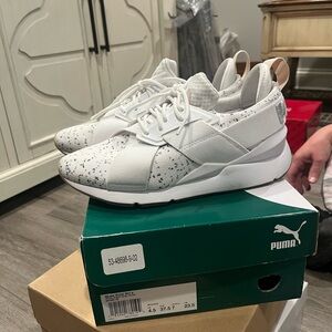 PUMA White and Gray Women’s Sneakers